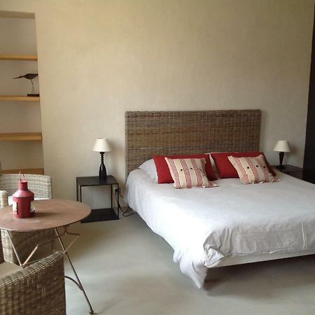 Vents Et Marees Hotel แซ็ง ปิแอร์ ดิ โอเลรอง ภายนอก รูปภาพ
